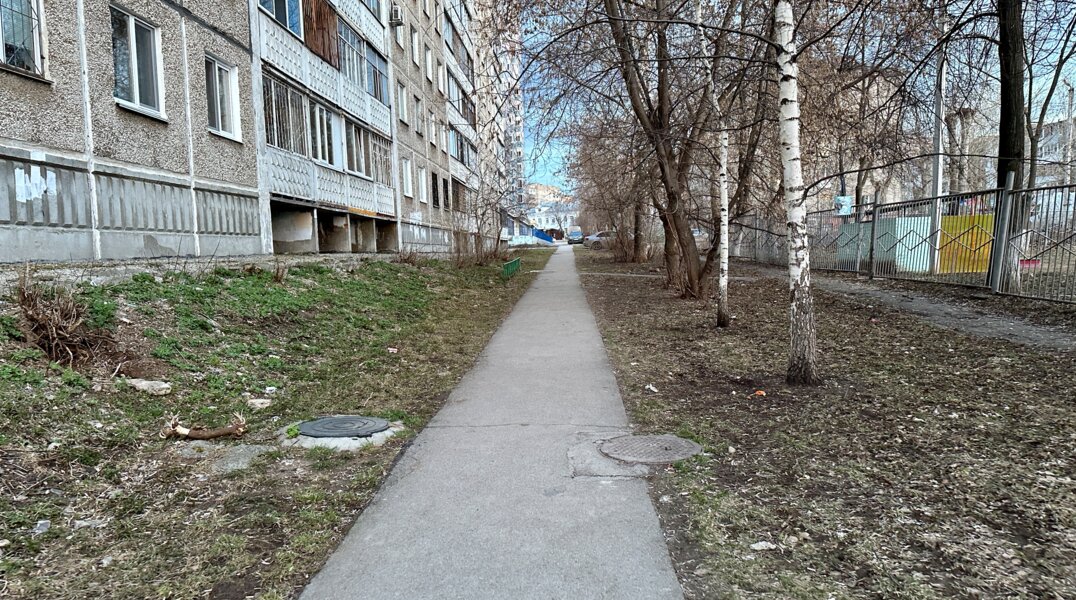 Мужчина обстрелял девочек во дворе жилого дома в Прикамье