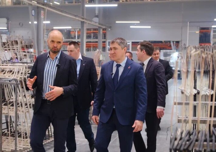 От социальной сферы до заводов. Глава Прикамья посетил Березники и Соликамск