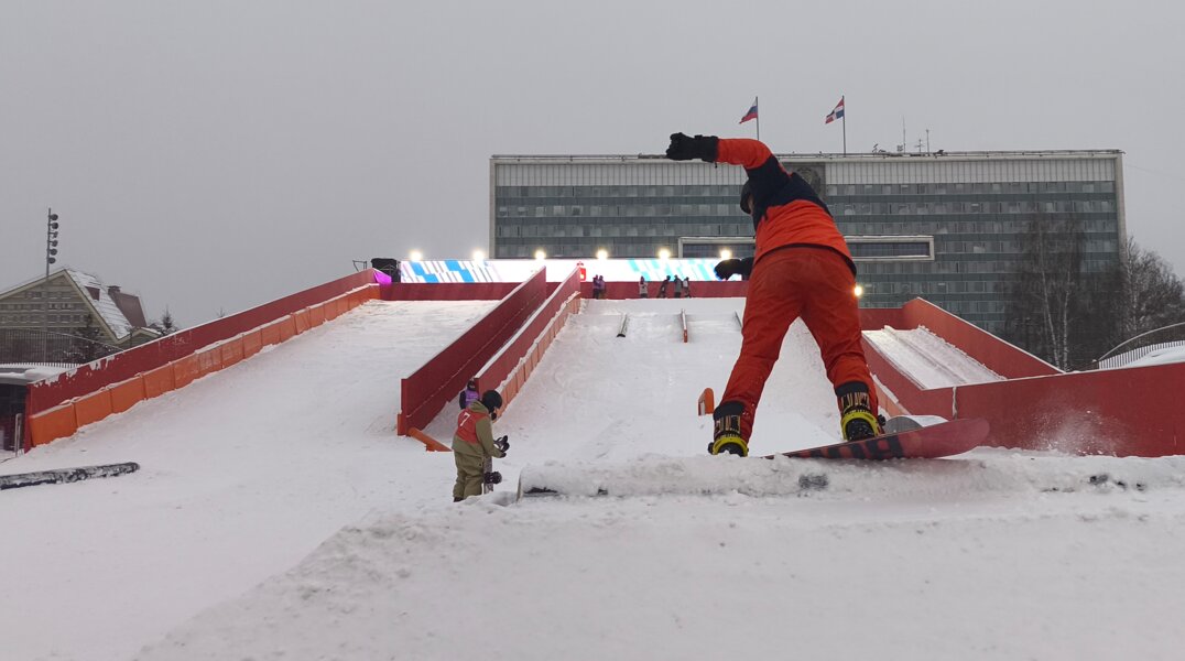 Известный сноубордист Денис Бонус проведет мастер-класс в Перми