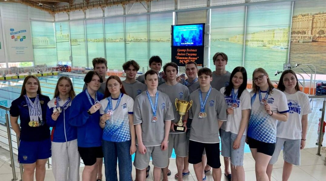 Пермские пловцы установили мировой рекорд в парном заплыве на 100 метров