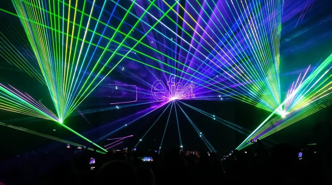 В Перми на фестивале EFEST покажут шоу с технологиями искусственного интеллекта