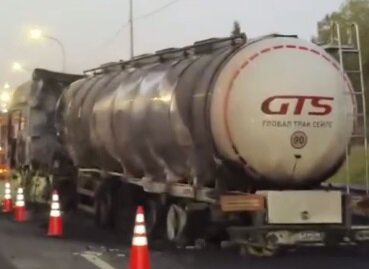 В Прикамье на недавно открытой трассе М-12 загорелась фура