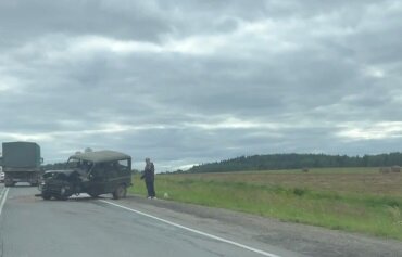 В Прикамье на трассе Пермь-Воткинск столкнулись четыре автомобиля