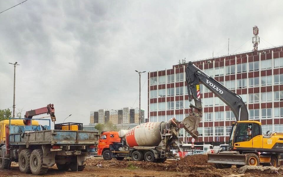 Площадь Карла Маркса в Перми готовят к установке новой стелы