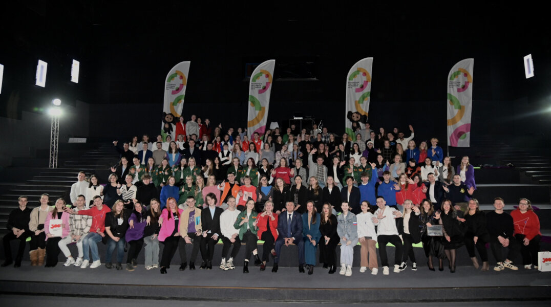 Дмитрий Махонин встретился с участниками Всемирного фестиваля молодежи из Пермского края