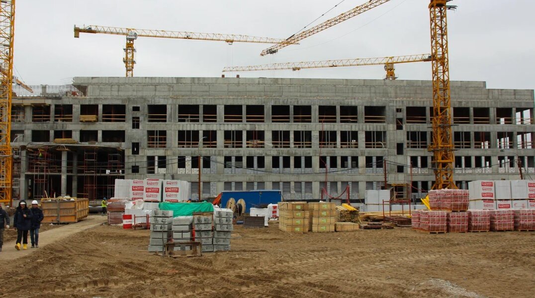 В помещениях нового онкоцентра в Камской долине приступили к чистовой отделке