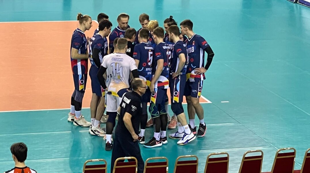 Волейбольный клуб «Кама» уступил московскому МГТУ