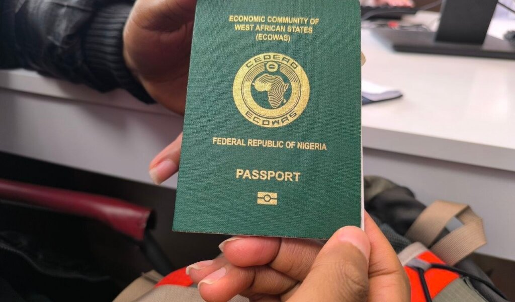 В пермских МФЦ стали делать перевод иностранных документов