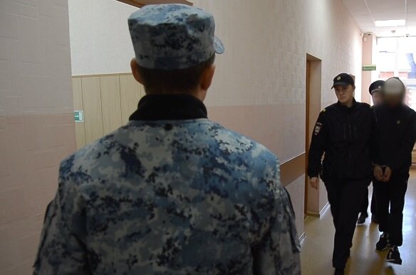 Полицейские задержали подозреваемого в разбойном нападении на пермячку
