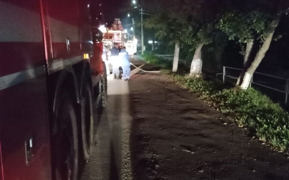 В Кунгуре пожарные спасли из горящего дома 56-летнюю женщину