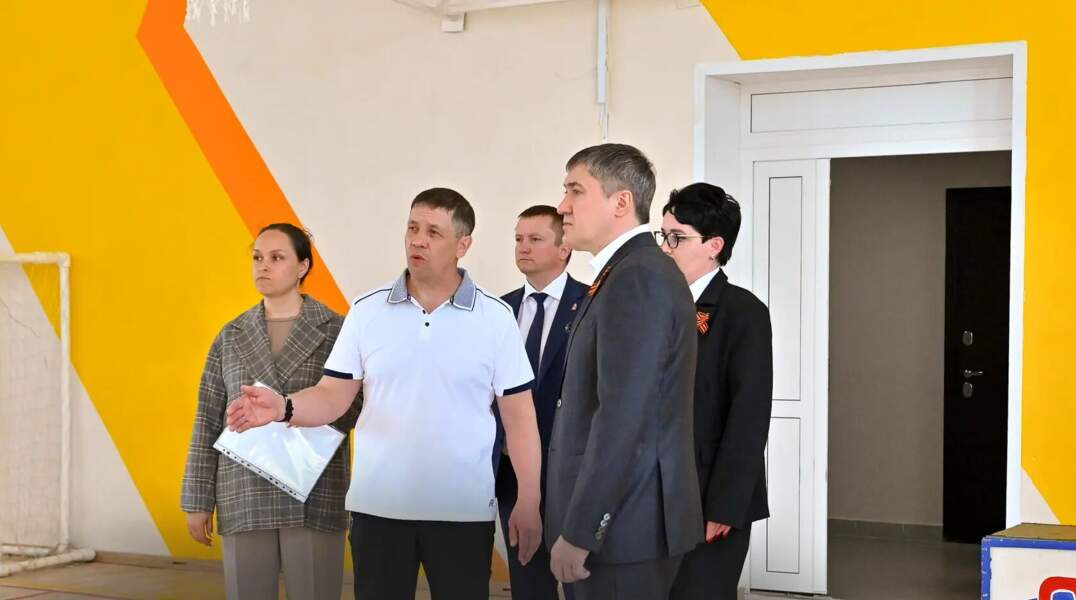 Дмитрий Махонин посетил с рабочим визитом поселок Юго-Камский