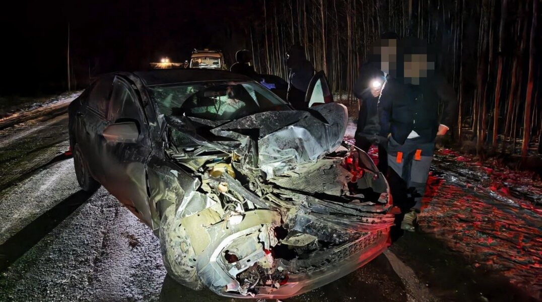 На трассе Кунгур-Соликамск Лада Веста столкнулась с прицепом от автомобиля ВАЗ