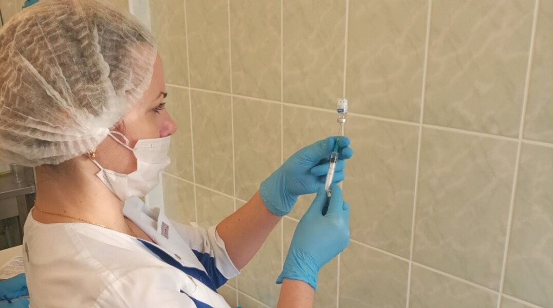 «Спасение жизней с помощью иммунизации»: Зачем делать прививки детям и взрослым