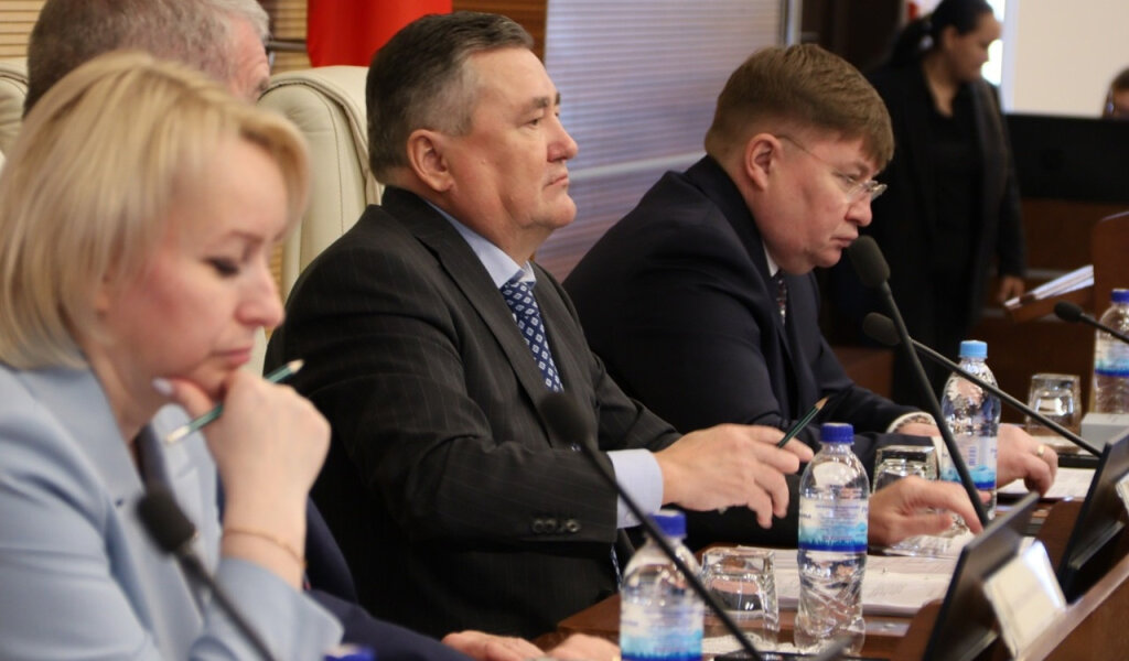 В Прикамье допфинансирование получат сферы здравоохранения, дорожного строительства и поддержки семей СВО