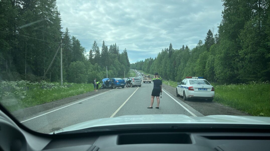 В ДТП на трассе Пермь — Ильинский погибли два человека. Фото