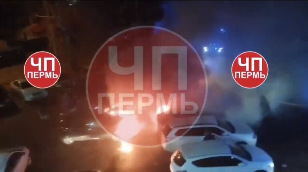В Перми ночью из-за поджога горело пять автомобилей
