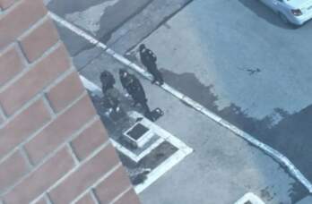 В Перми из окна выпала 20-летняя девушка и погибла