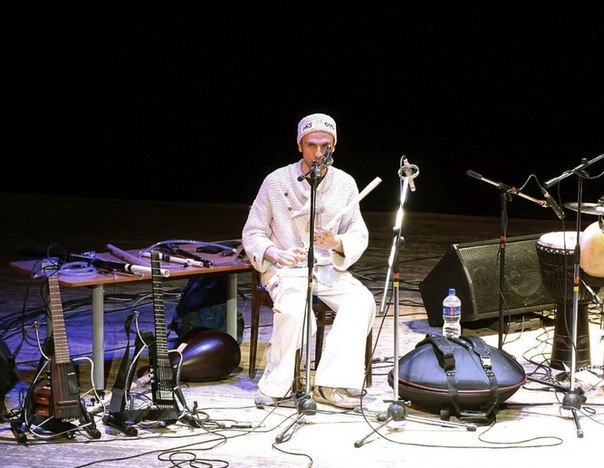 Музыкант ханг.jpg