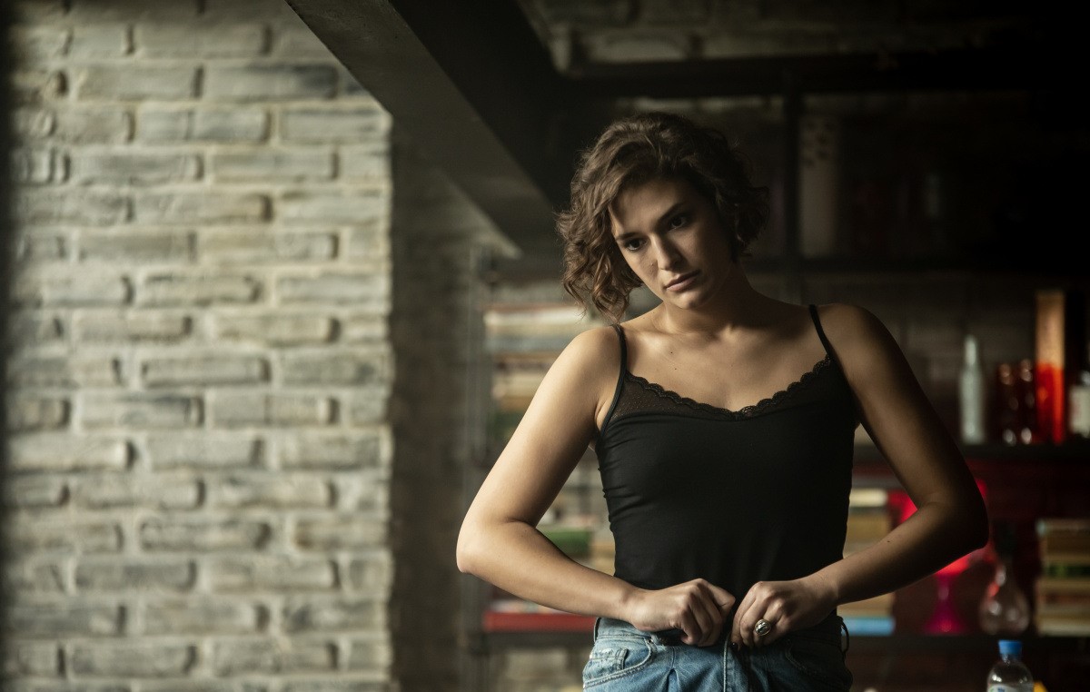 Фото: Кадр из сериала «Топи»