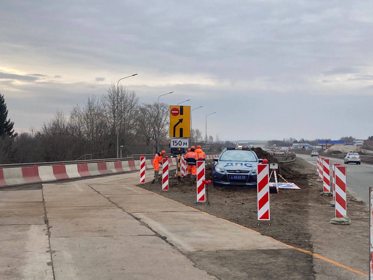 В Пермском крае автомобиль вылетел с моста в реку — есть жертвы |  18.06.2023 | Пермь - БезФормата