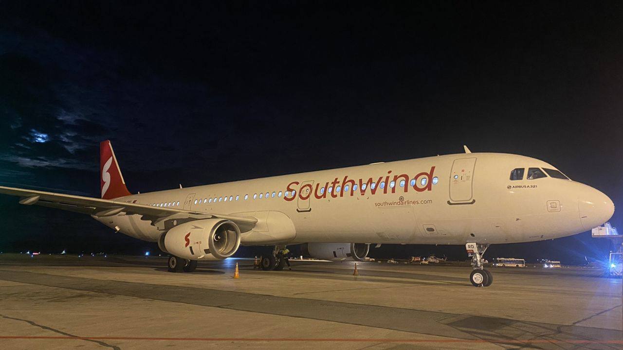 Авиакомпания саус. Southwind Airlines авиакомпании Турции. Турецкая авиакомпания South Wind. Southwind Airlines авиакомпании Турции самолет. Авиакомпания Southwind Турция рейсы.