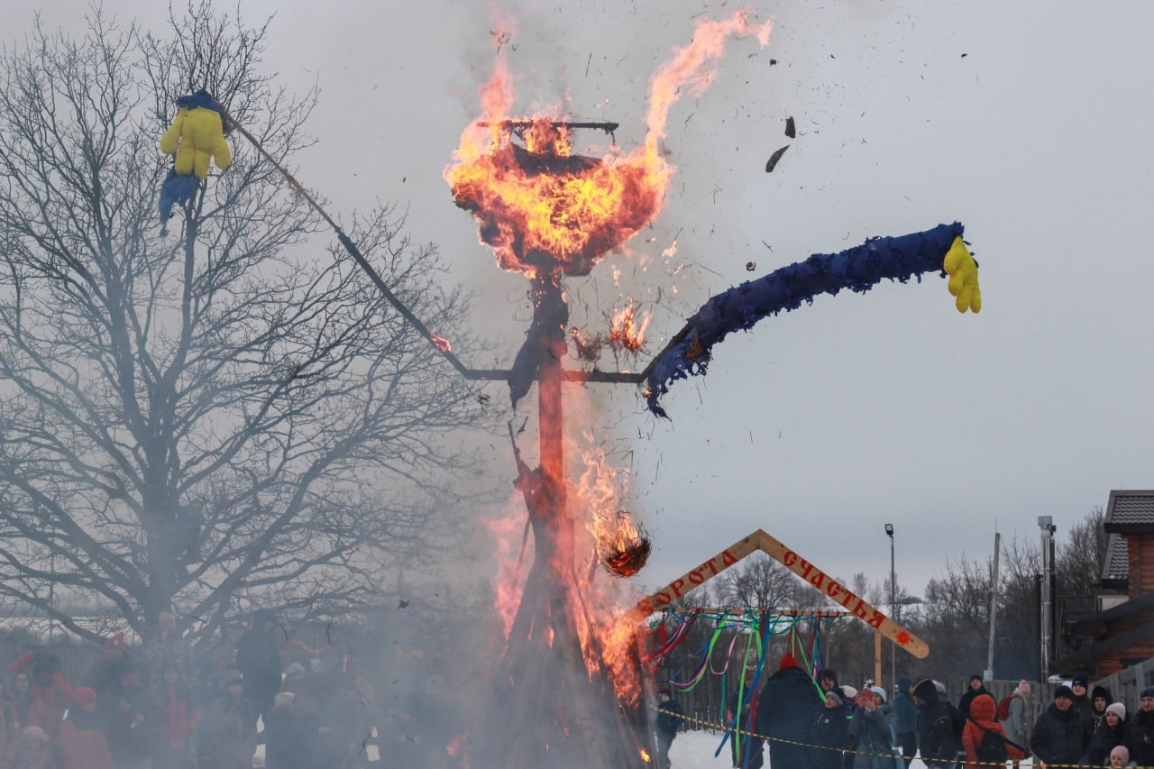 В Липецкой области из огнемета сожгли чучело Хагги-Вагги | 26.02.2023 |  Пермь - БезФормата