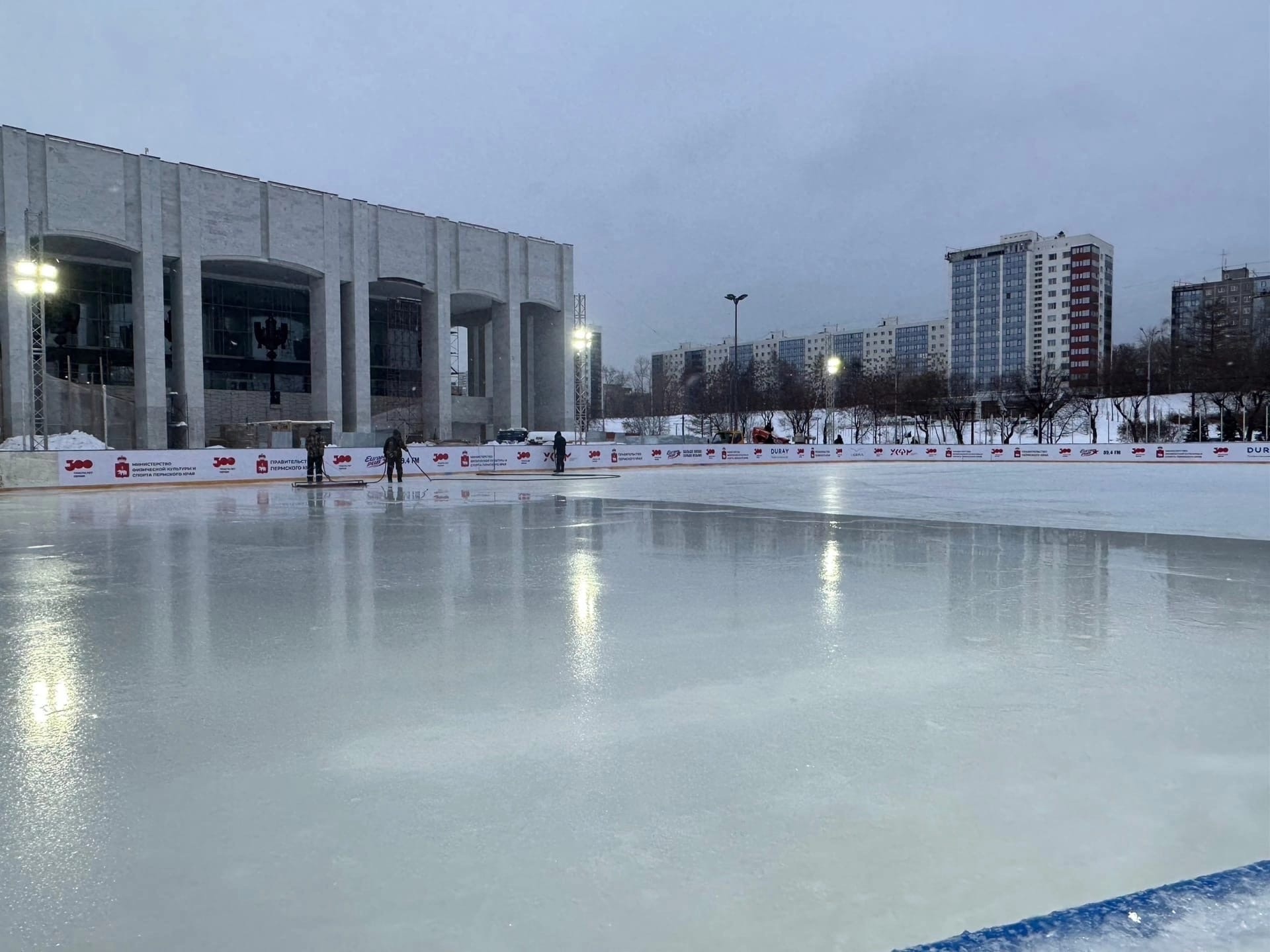 Пермяки обольются холодной водой в центре города | 16.02.2024 | Пермь -  БезФормата