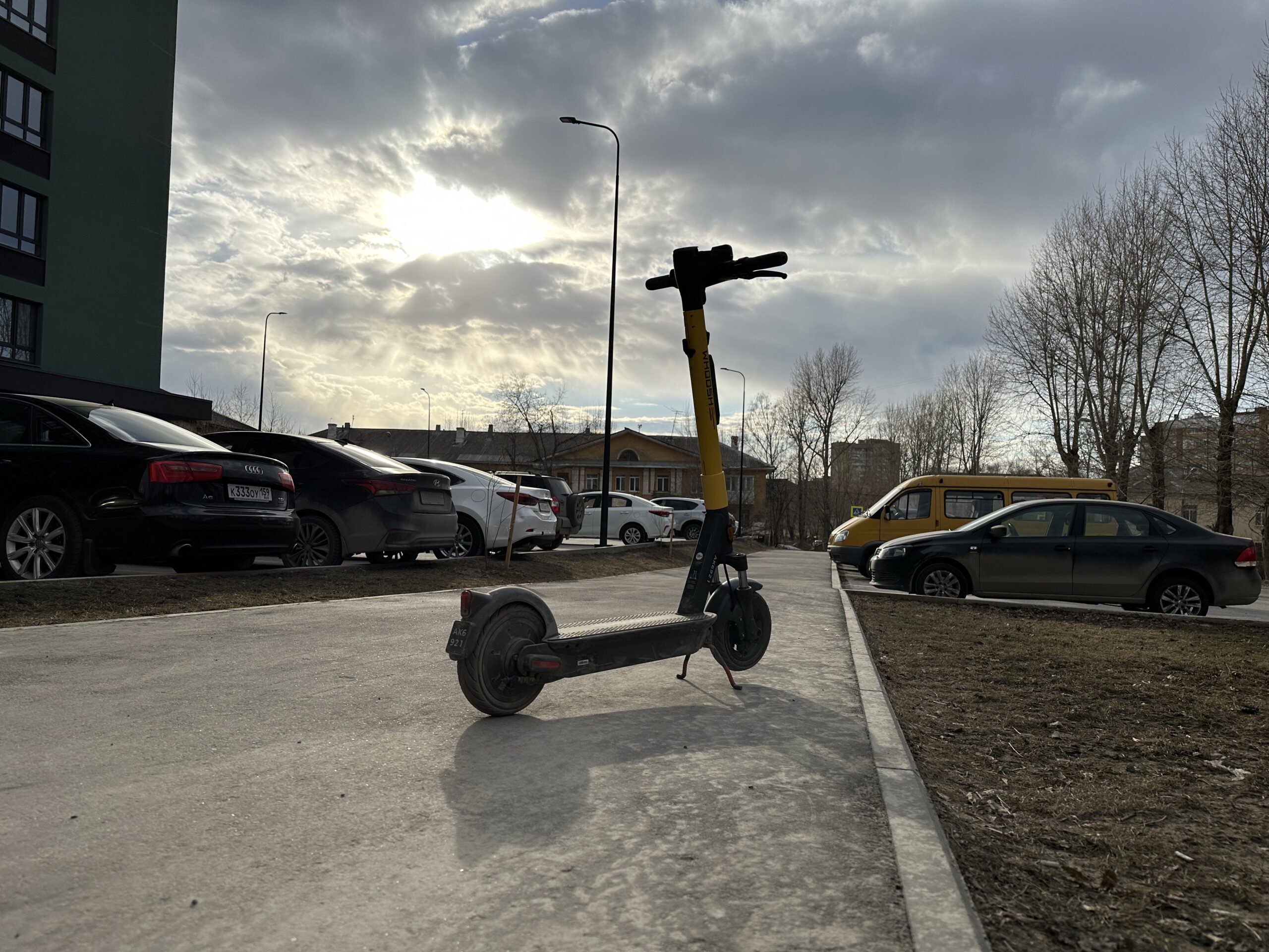 В Перми электросамокаты можно будет парковать только на велопарковках |  29.02.2024 | Пермь - БезФормата