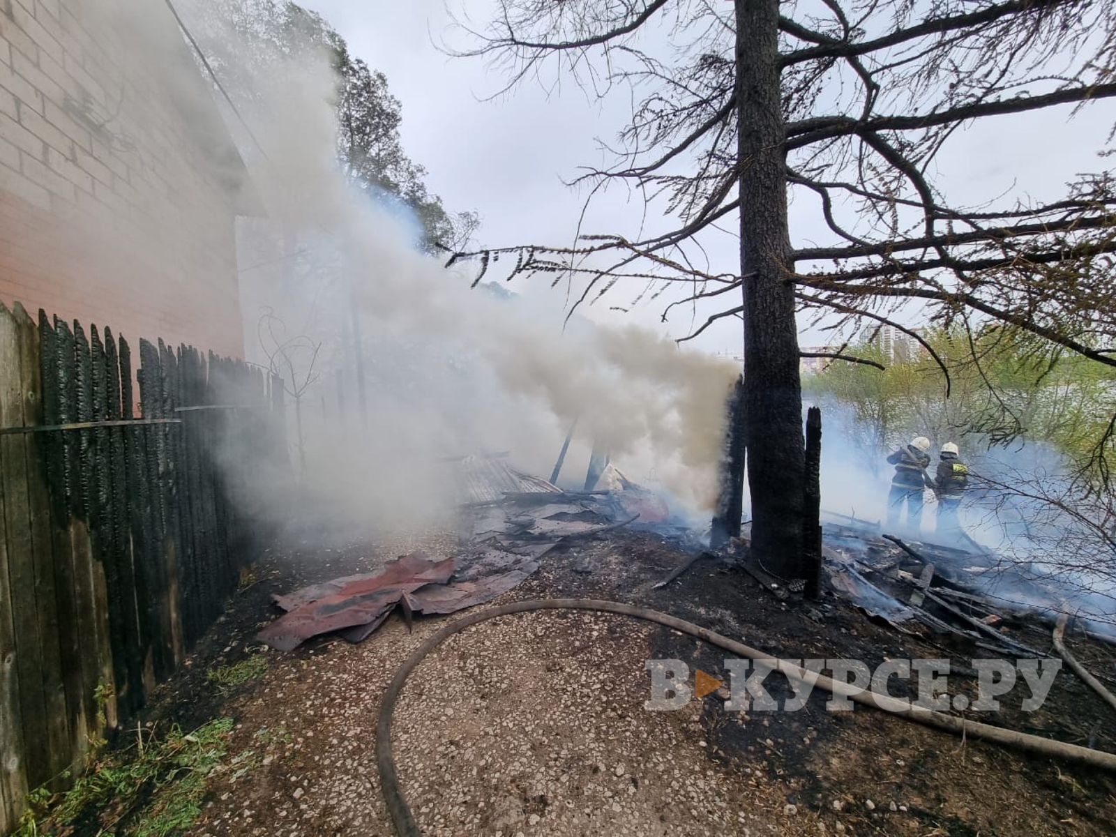 В Перми произошел пожар в частном секторе | 06.05.2023 | Пермь - БезФормата