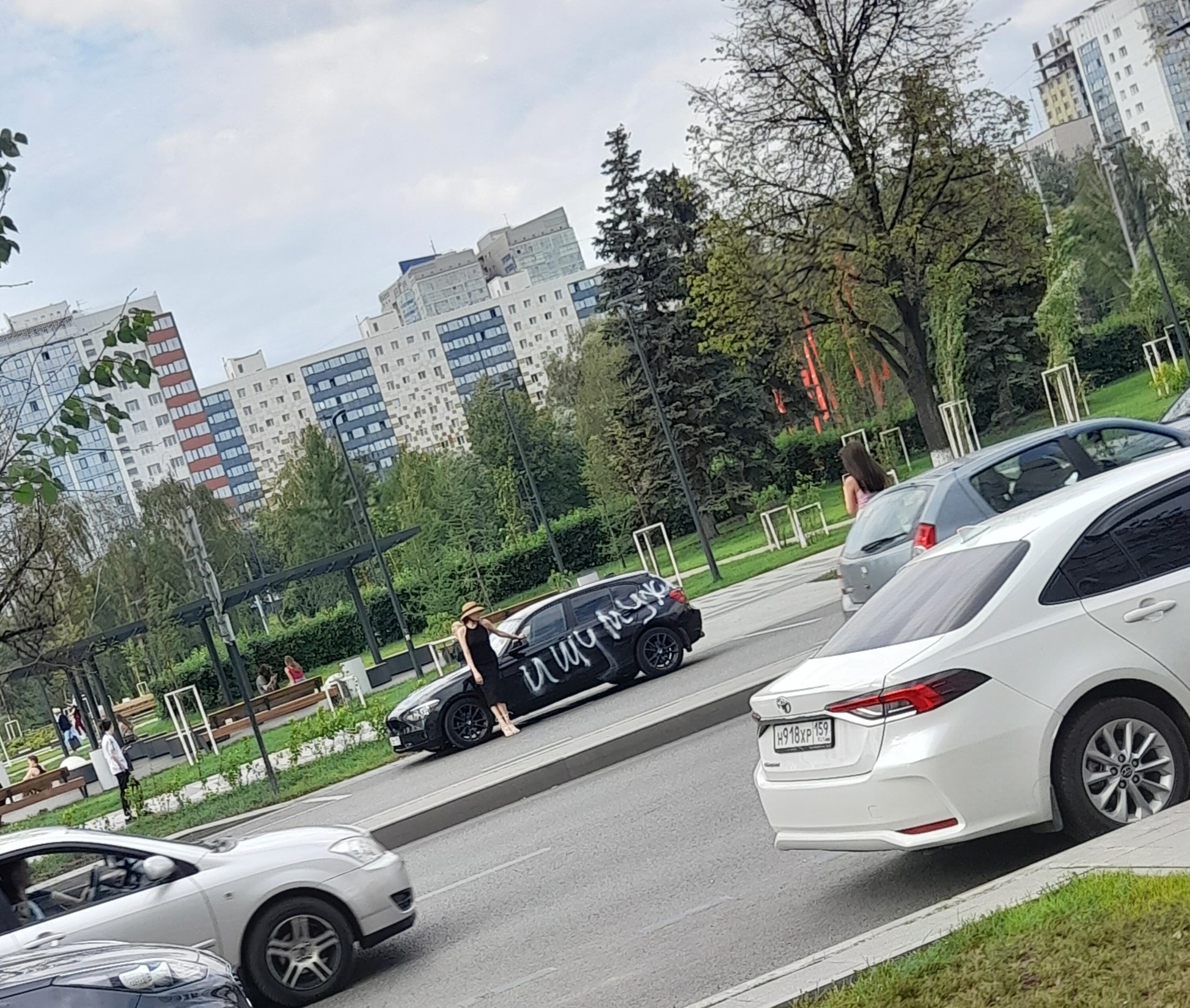 Пермячка разрисовала свой автомобиль, чтобы найти мужа | 28.07.2023 | Пермь  - БезФормата