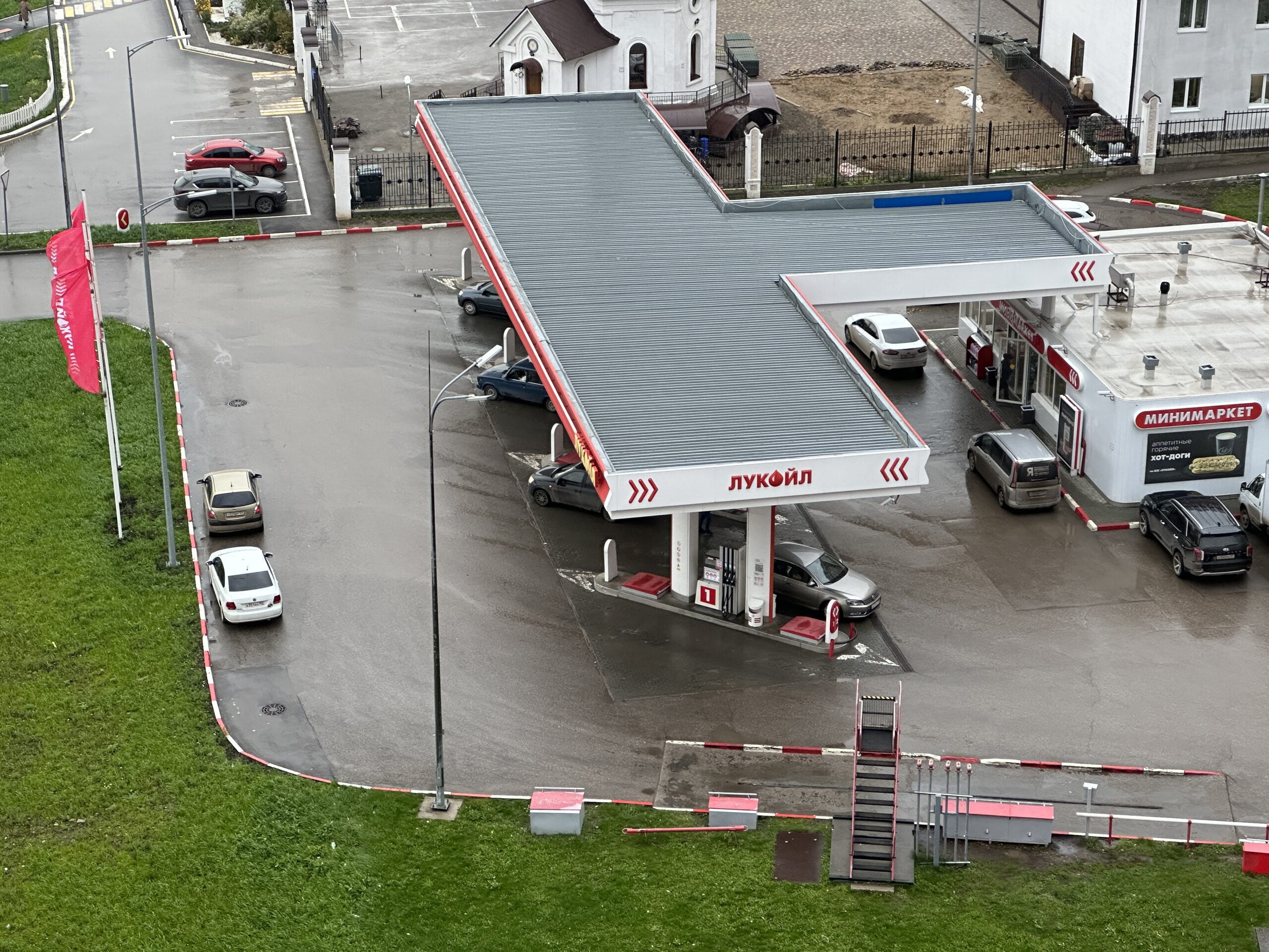 В Перми несколько заправок «Лукойла» закрыли на реконструкцию | 06.06.2024  | Пермь - БезФормата