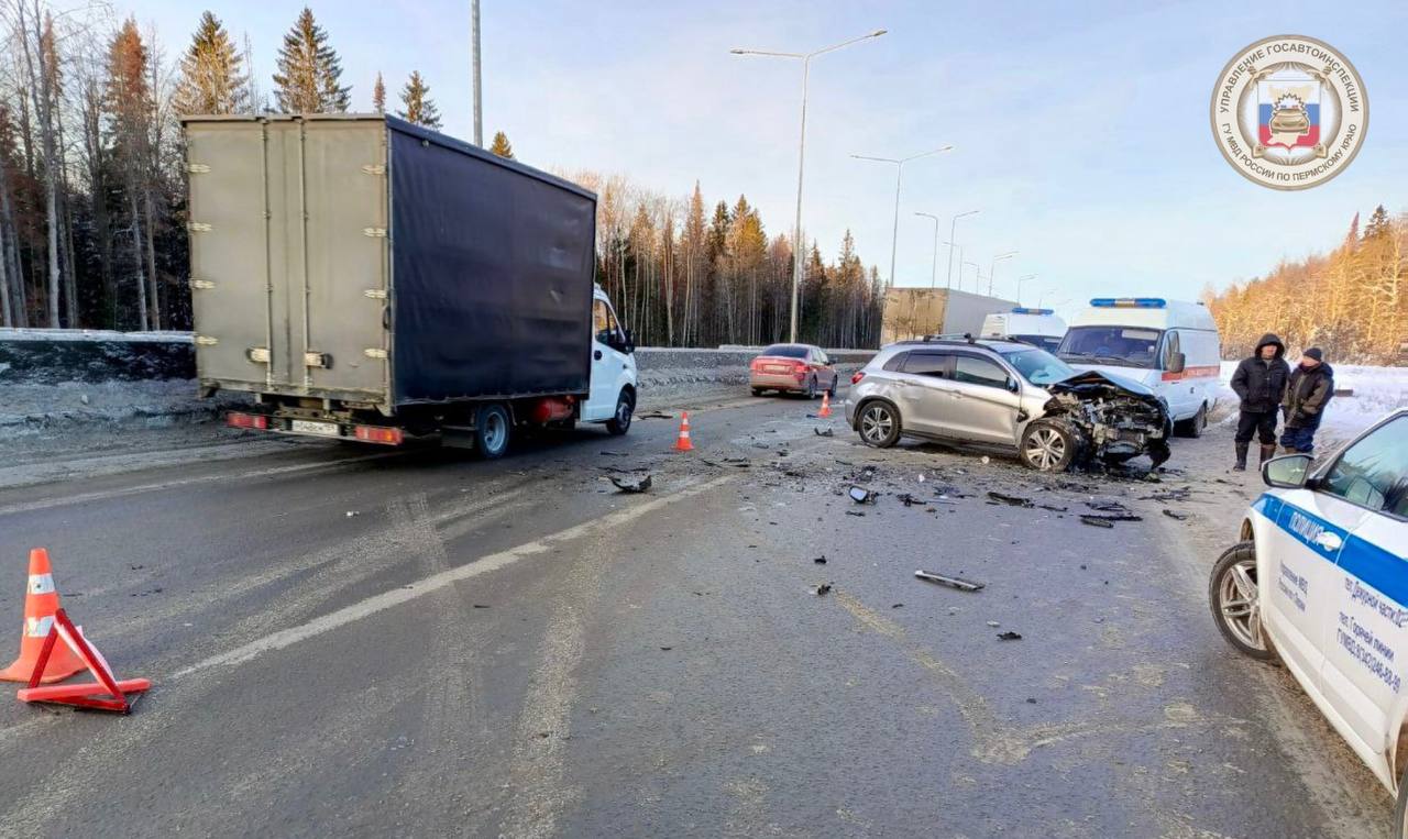 На трассе в Перми произошло смертельное ДТП | 17.12.2023 | Пермь -  БезФормата