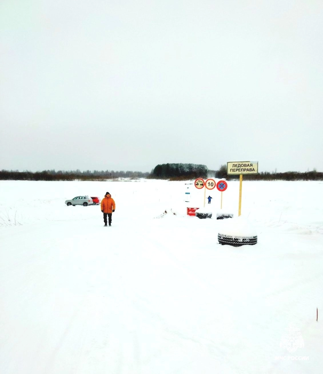 Ледовая переправа Оханск. Ледовая переправа Оханск Югокамск. Ледяная переправа. Переправа Оханск Югокамск зимой.