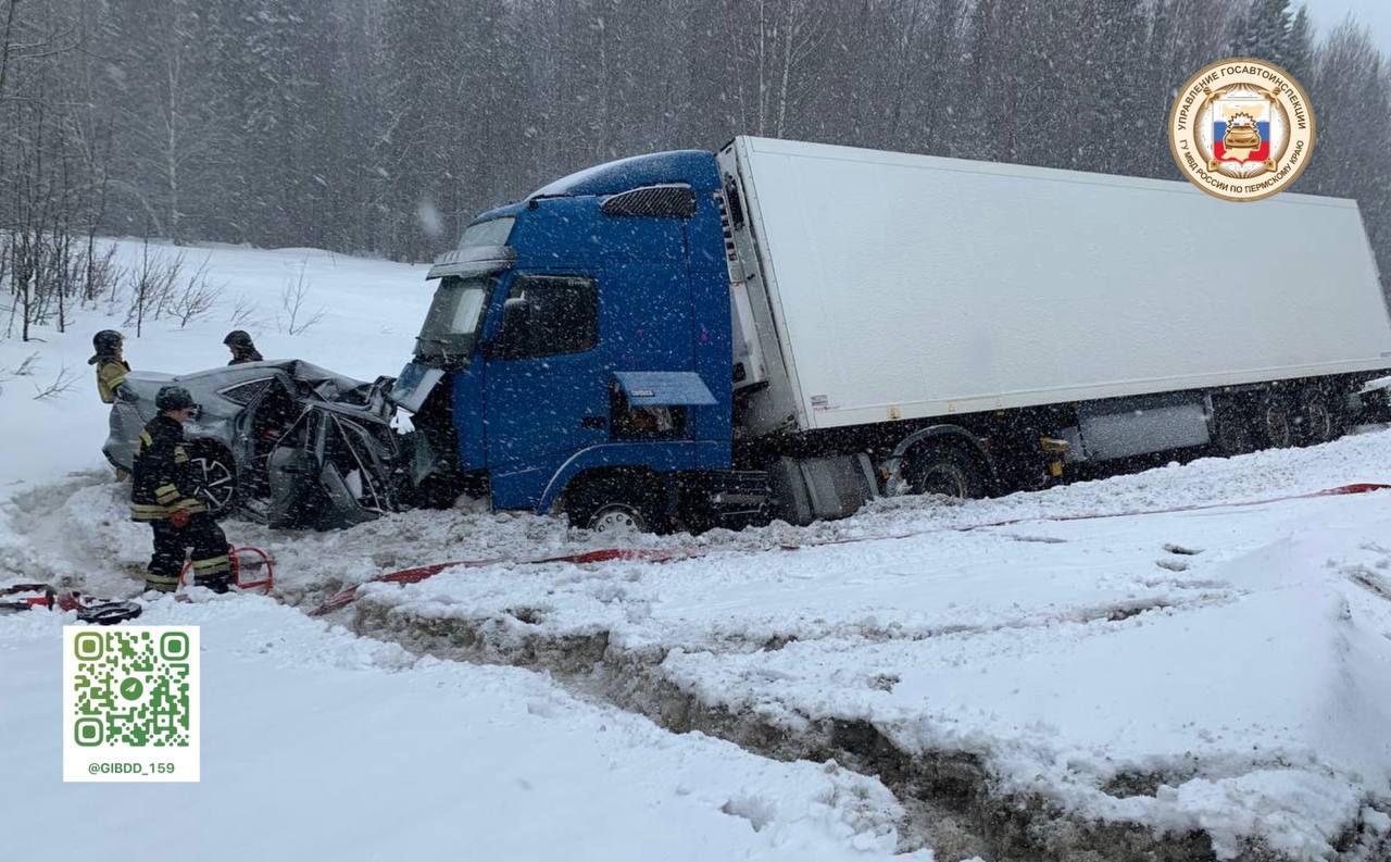 В Прикамье на трассе погиб водитель, вылетевший навстречу грузовику |  27.03.2024 | Пермь - БезФормата