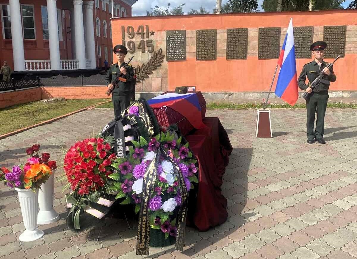 В Чусовом простились с участником СВО и боев на Северном Кавказе — В  курсе.ру