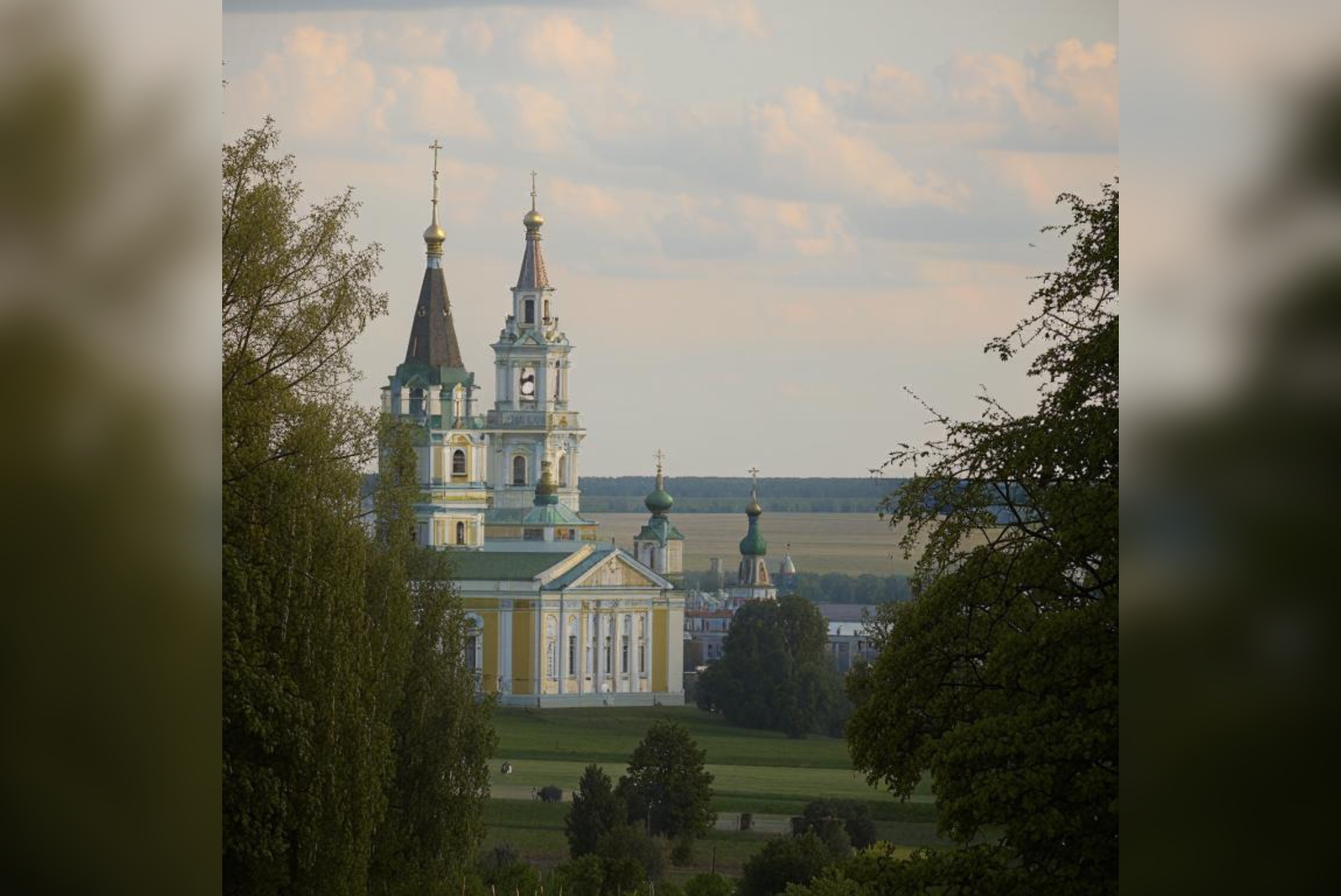 Фото: Сгенерированно нейросетью GigaChat